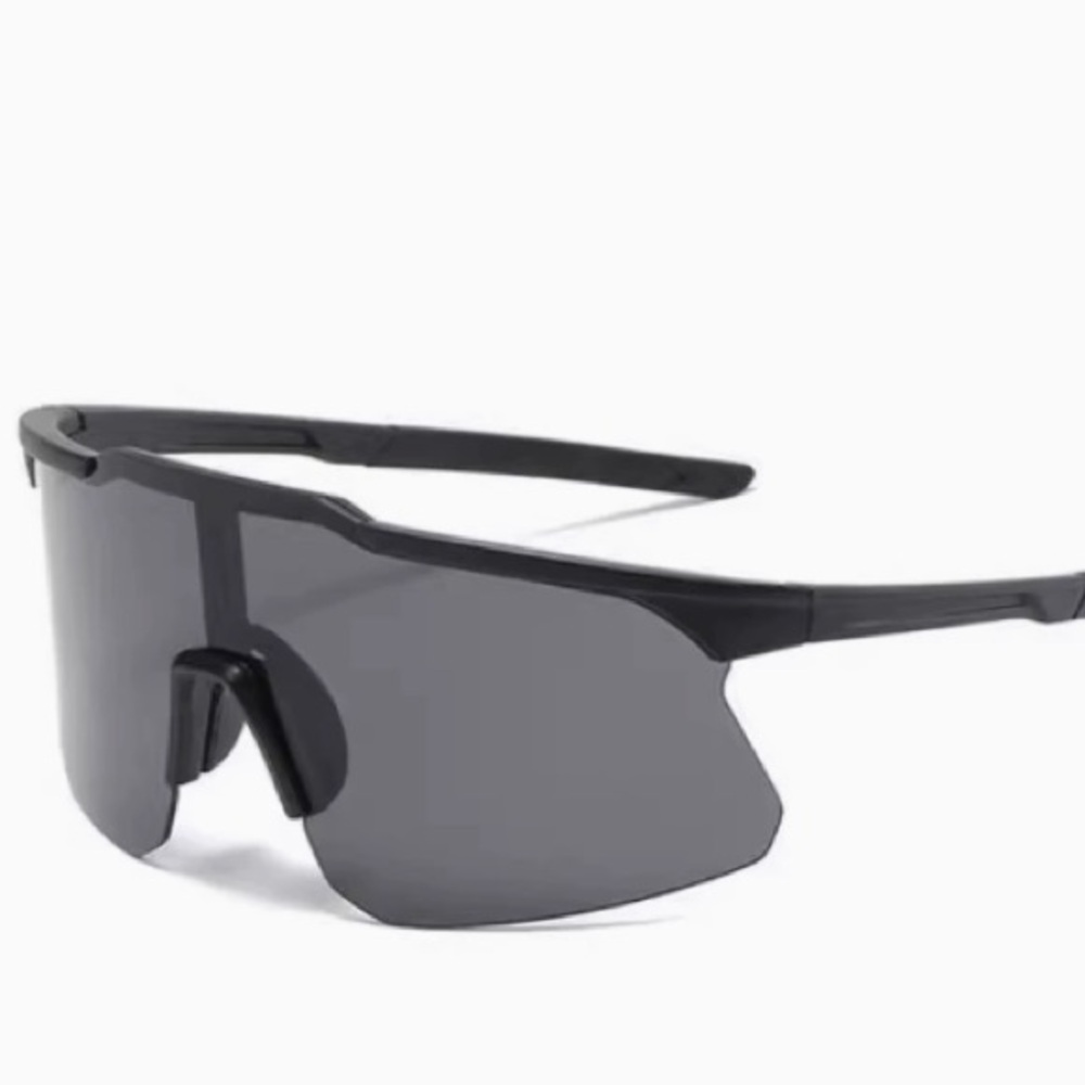 Stylish Black Sunglasses